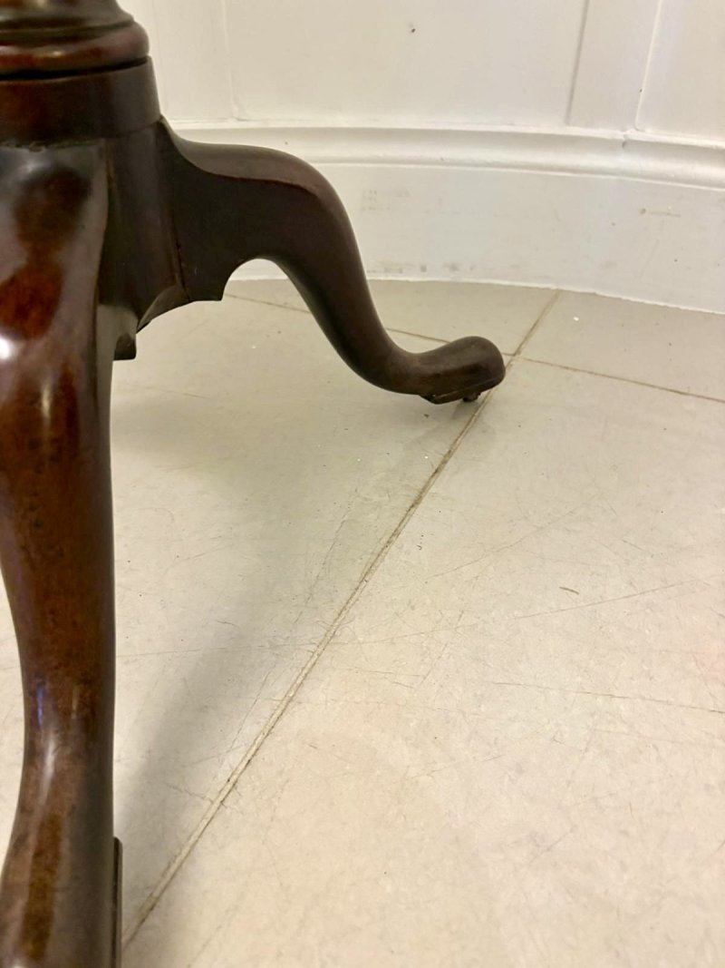 Antique 18th Century Quality Chippendale Mahogany Tilt-Top Tripod Table